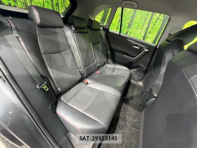 Toyota RAV4 2023-11 8628615-9