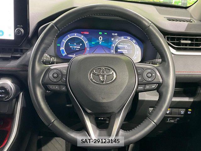 Toyota RAV4 2023-11 8628615-11