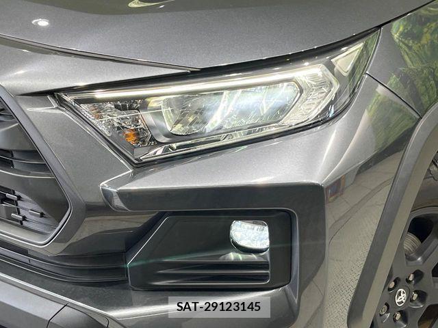 Toyota RAV4 2023-11 8628615-12