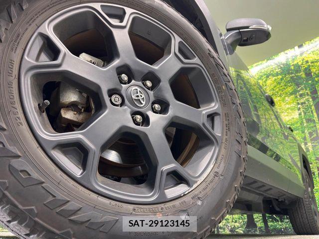 Toyota RAV4 2023-11 8628615-13