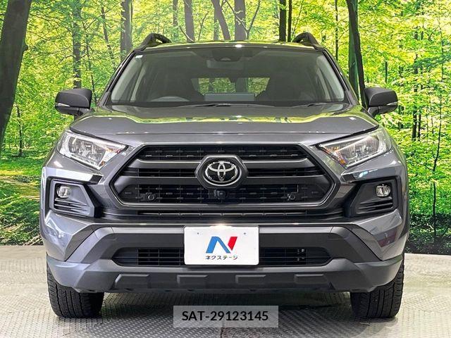 Toyota RAV4 2023-11 8628615-14