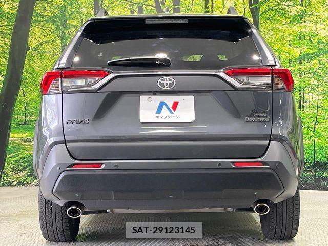 Toyota RAV4 2023-11 8628615-15