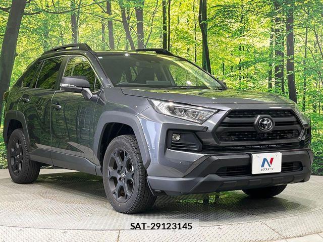 Toyota RAV4 2023-11 8628615-16