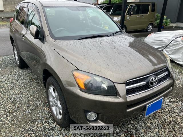 Toyota RAV4 2010-08 8661241-1
