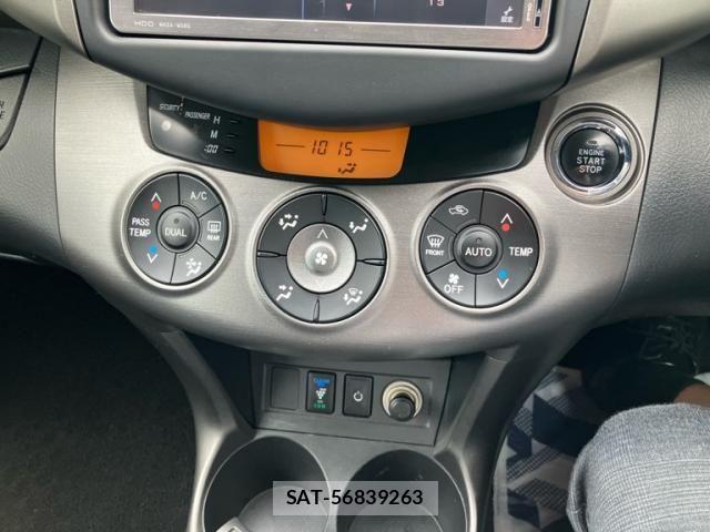 Toyota RAV4 2010-08 8661241-22