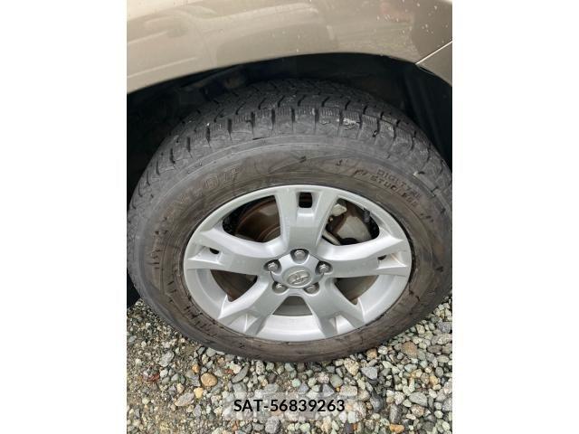 Toyota RAV4 2010-08 8661241-5