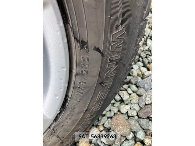 Toyota RAV4 2010-08 8661241-6