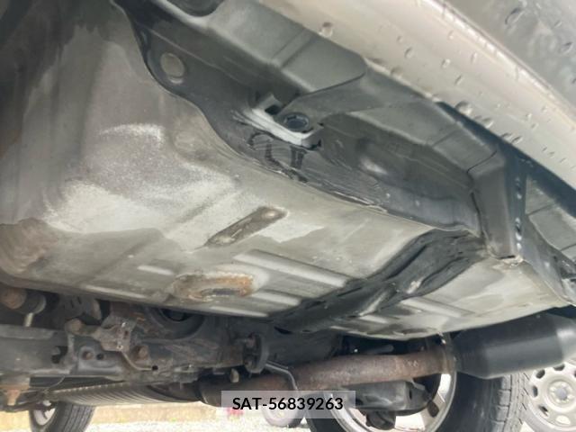 Toyota RAV4 2010-08 8661241-7