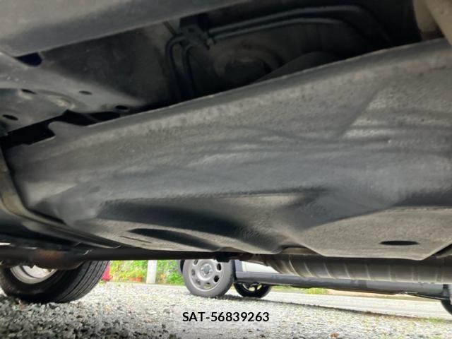 Toyota RAV4 2010-08 8661241-8