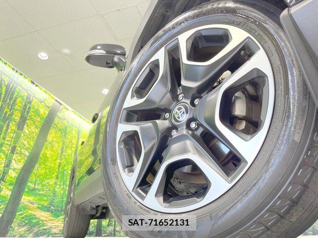 Toyota RAV4 2021-06 8661235-12