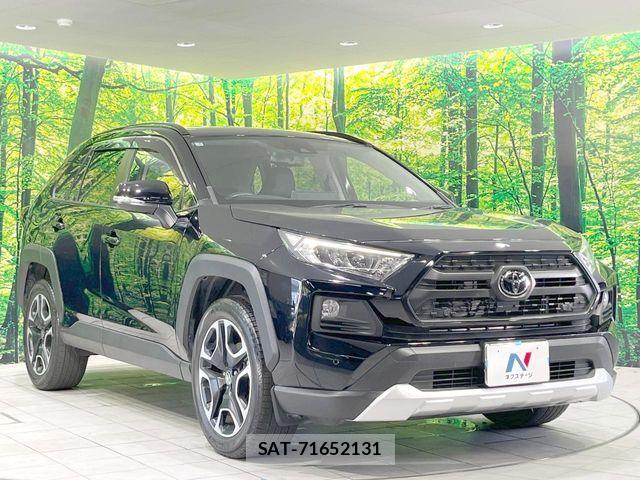 Toyota RAV4 2021-06 8661235-15