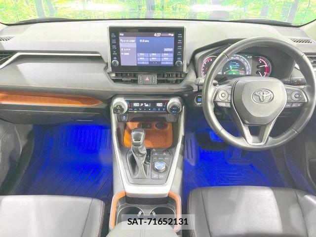 Toyota RAV4 2021-06 8661235-1