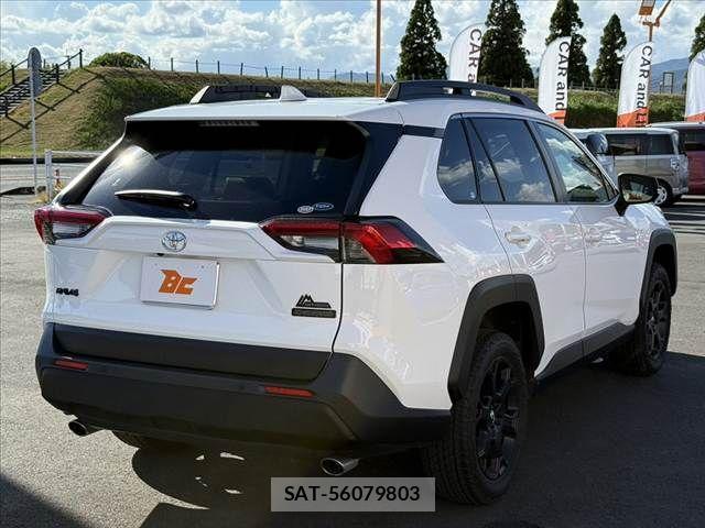 Toyota RAV4 2024-03 8666811-12
