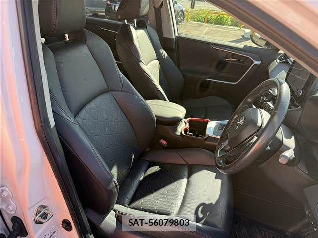 Toyota RAV4 2024-03 8666811-15