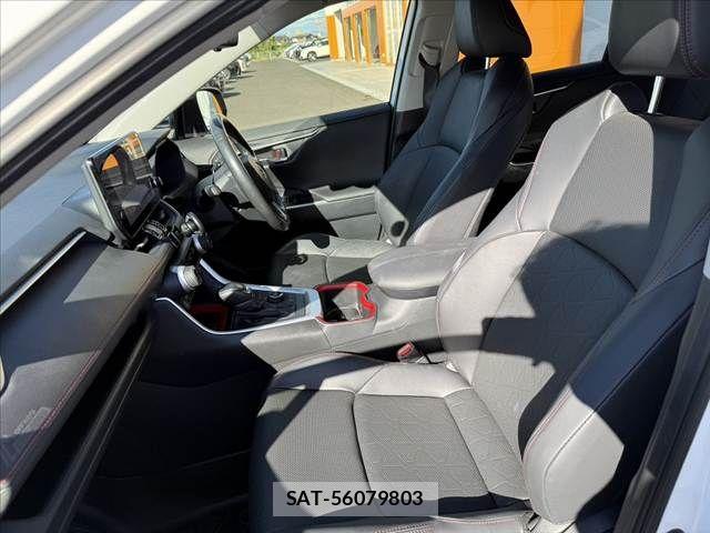 Toyota RAV4 2024-03 8666811-16