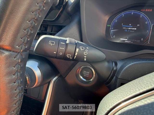 Toyota RAV4 2024-03 8666811-25