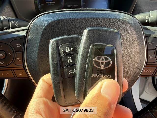 Toyota RAV4 2024-03 8666811-6