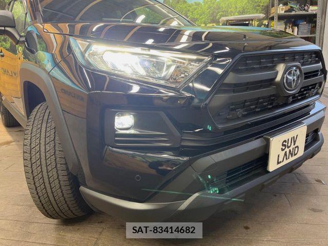 Toyota RAV4 2024-08 8666810-11