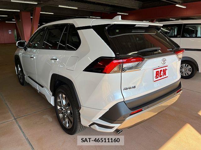 Toyota RAV4 2025-01 8661231-8