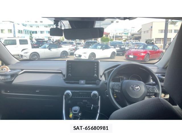 Toyota RAV4 2021-10 8661242-12