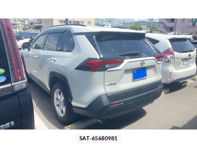 Toyota RAV4 2021-10 8661242-3