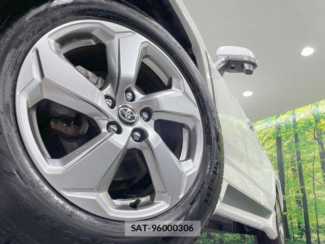Toyota RAV4 2020-01 8666814-12
