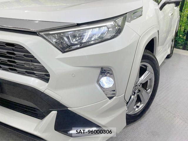 Toyota RAV4 2020-01 8666814-13