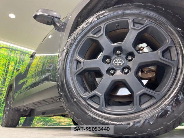 Toyota RAV4 2021-08 8661234-12