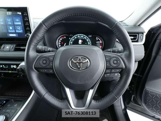 Toyota RAV4 2022-05 8661233-13