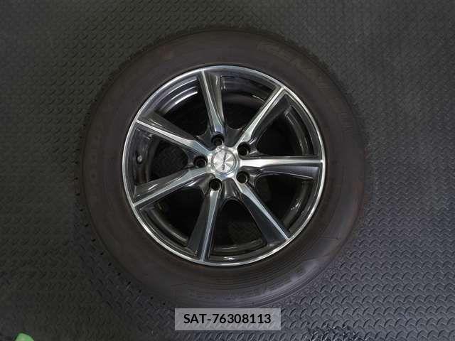 Toyota RAV4 2022-05 8661233-16