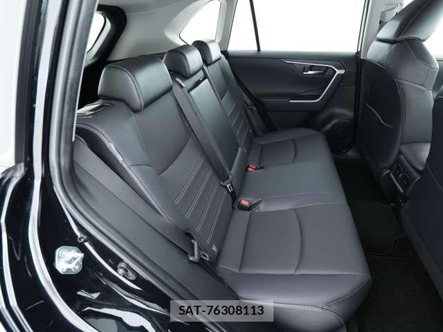 Toyota RAV4 2022-05 8661233-7
