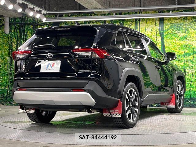 Toyota RAV4 2021-08 8661237-16