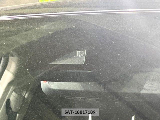 Toyota RAV4 2021-02 8666816-5