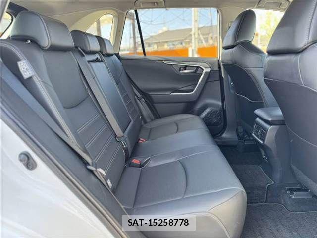 Toyota RAV4 2023-09 8661232-18