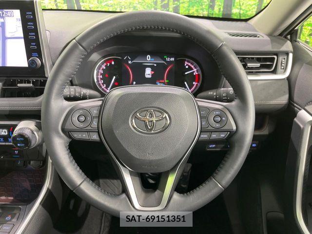Toyota RAV4 2022-06 8661239-13