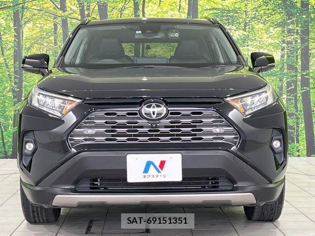 Toyota RAV4 2022-06 8661239-16