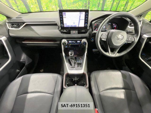Toyota RAV4 2022-06 8661239-1