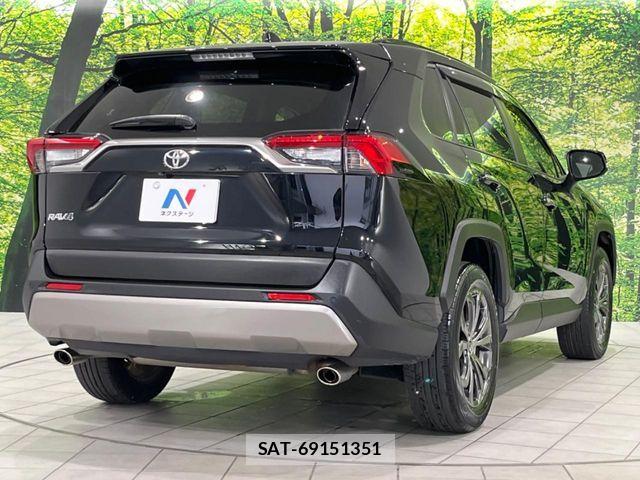 Toyota RAV4 2022-06 8661239-19
