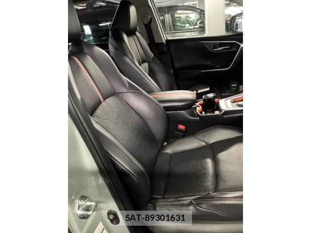 Toyota RAV4 2019-06 8661240-12