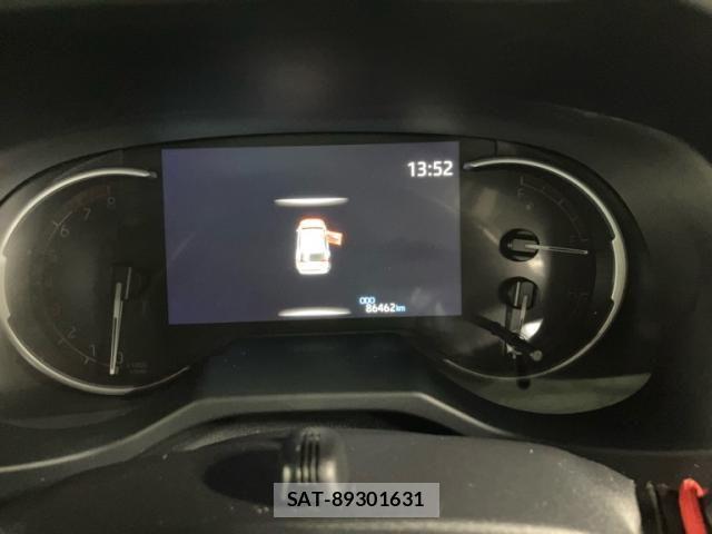 Toyota RAV4 2019-06 8661240-13