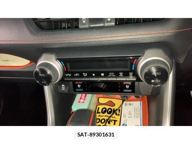Toyota RAV4 2019-06 8661240-21