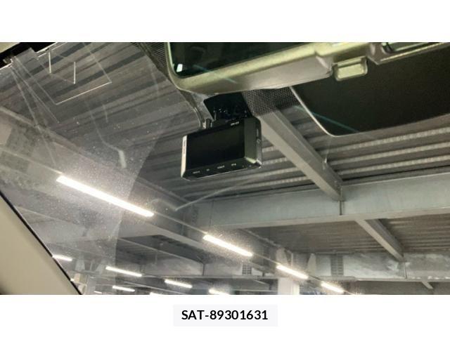 Toyota RAV4 2019-06 8661240-23