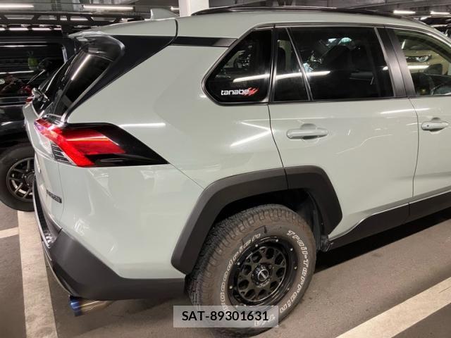 Toyota RAV4 2019-06 8661240-2