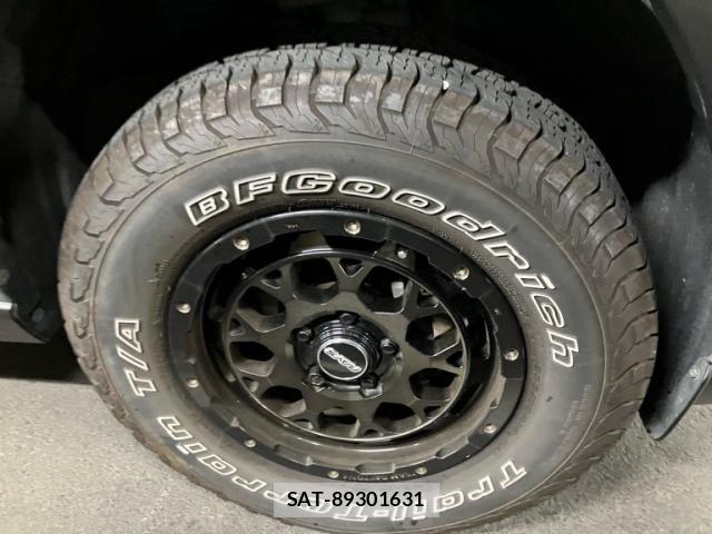 Toyota RAV4 2019-06 8661240-3