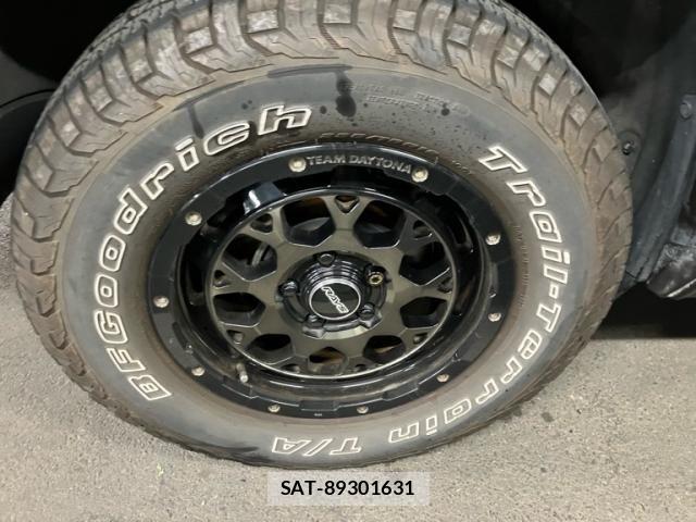 Toyota RAV4 2019-06 8661240-4