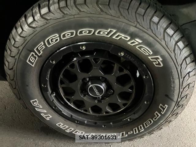 Toyota RAV4 2019-06 8661240-5