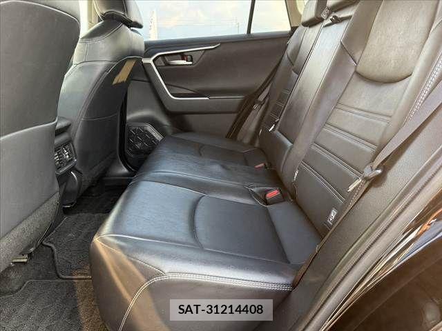 Toyota RAV4 2019-11 8666818-18
