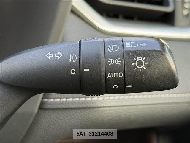 Toyota RAV4 2019-11 8666818-27