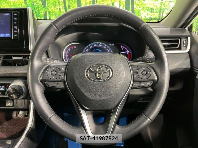 Toyota RAV4 2019-11 8666813-10