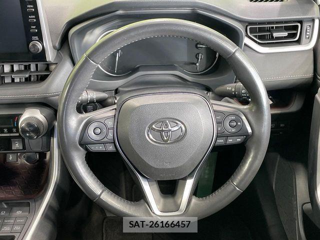 Toyota RAV4 2021-02 8686426-10